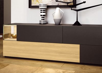 Sideboard Madera von Hülsta Ausführung Eiche Natura und Strukturlack anthrazit