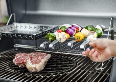 Weber Set Genesis mit Gemüse Spiessen